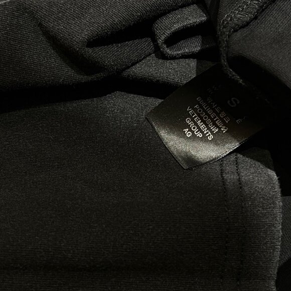 Vetements Black Printed Short Sleeve - Picture 6 of 6
